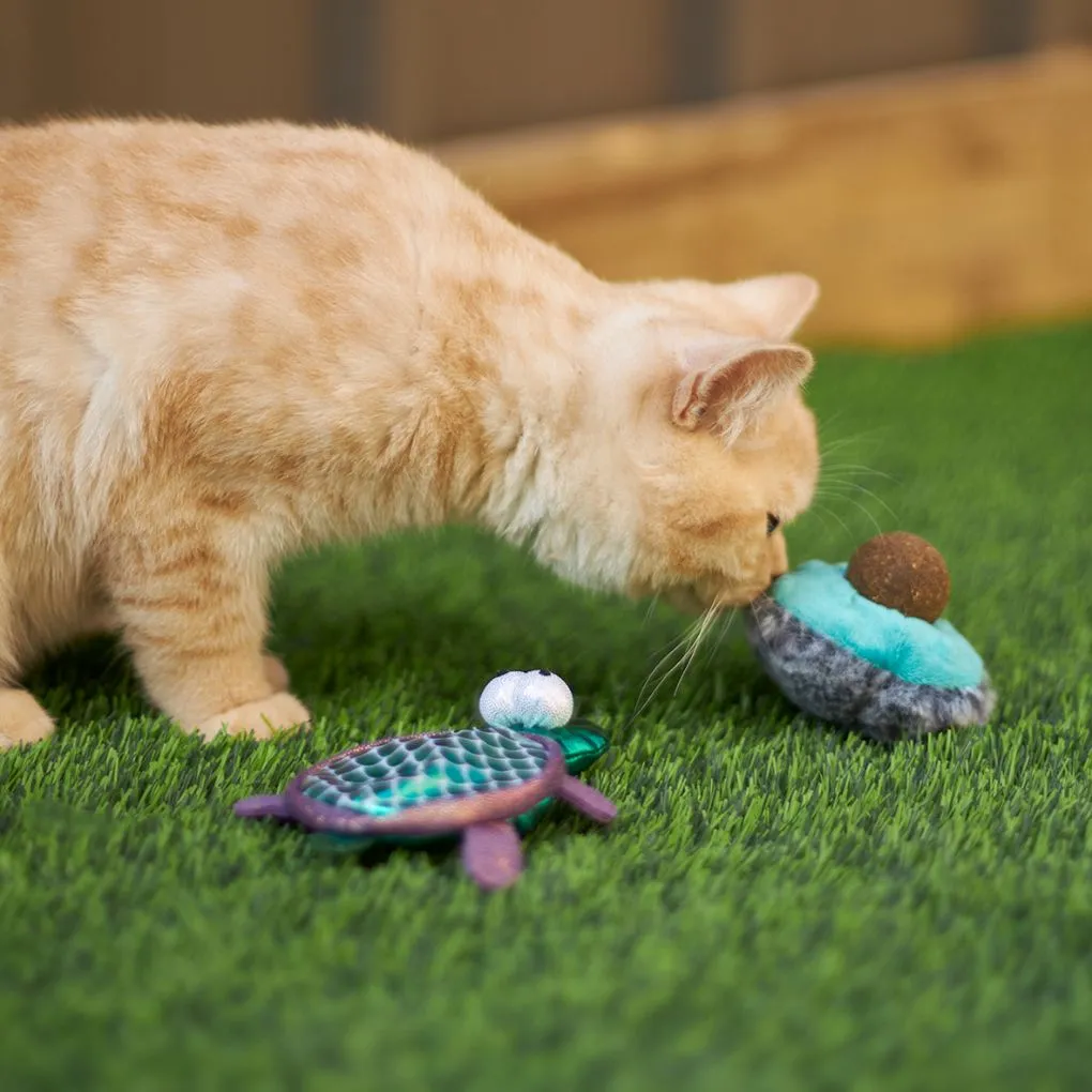 Kazoo Playful Avocado Cat Toy