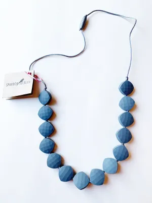 Kelsey Necklace (Gray)